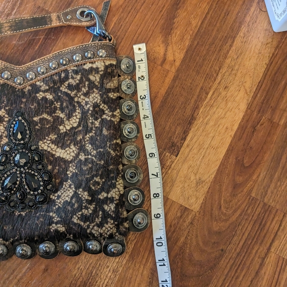 River Island Buffalo Leather cross body purse. - Picture 14 of 17